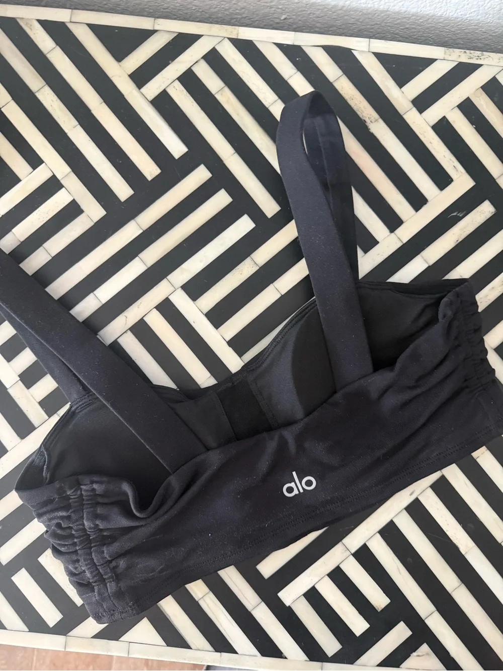 ALO Black Ruched sports bra  size small- Women